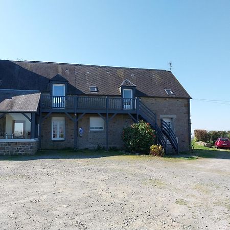 Joli Appartement Avec Vue Sur La Baie アブランシュ エクステリア 写真