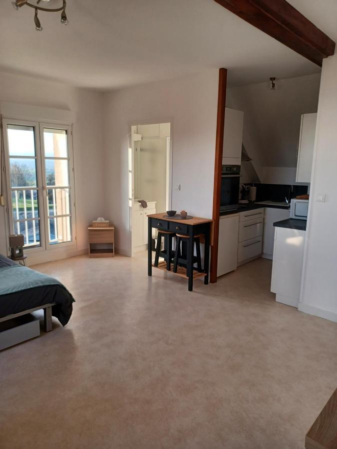 Joli Appartement Avec Vue Sur La Baie アブランシュ エクステリア 写真